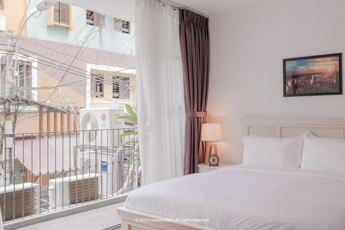 L'anmien Hotel *